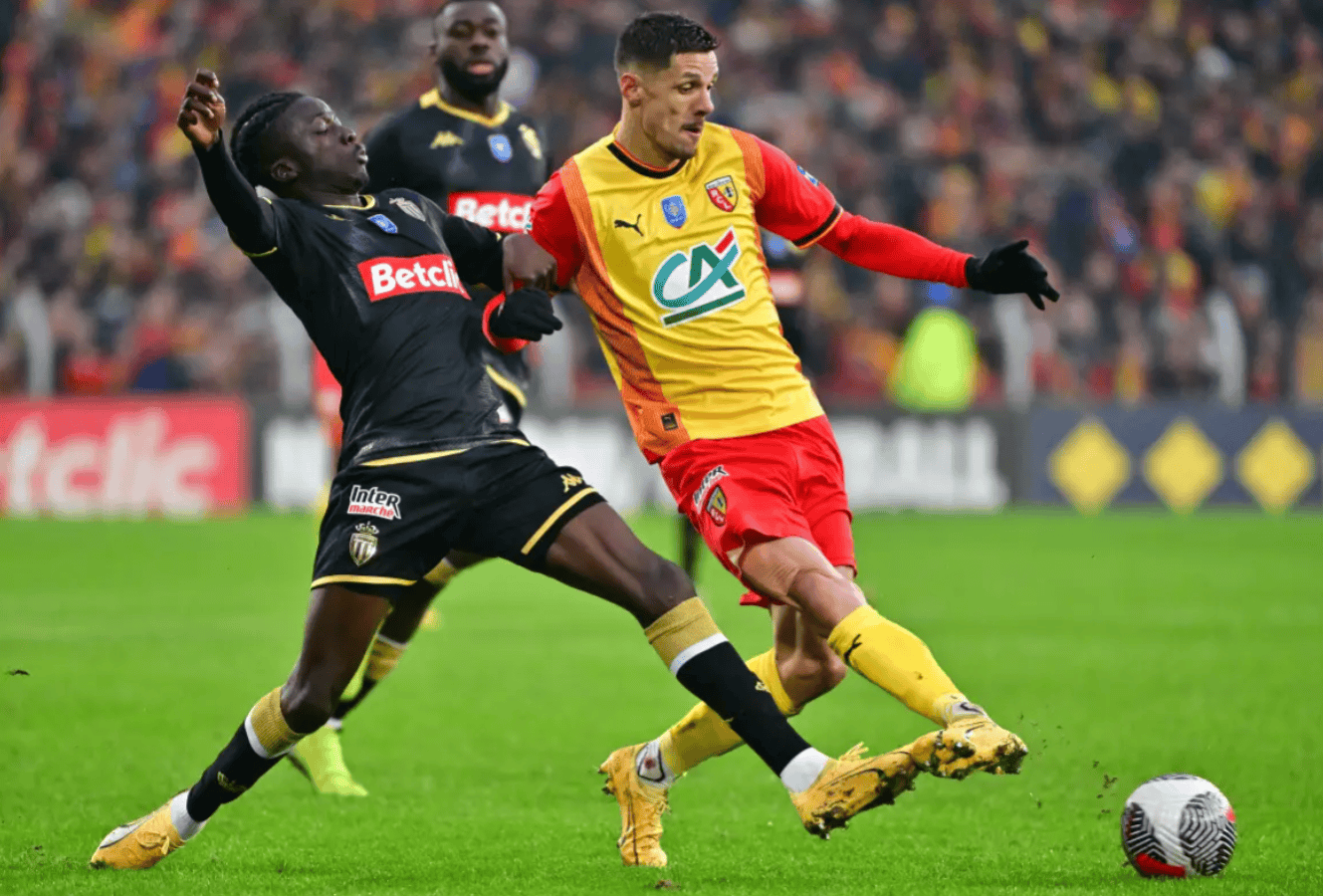 从加时末段罗马回应争议到清晨广厦男篮外线爆发——中超节点到来，加时末段摩纳哥备战葡超的简单介绍米兰体育官网